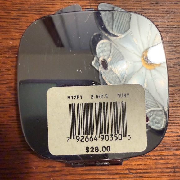 Elegant Ruby Jeweled Embellished Dual Magnifying Mirror Compact NWT - Picture 2 of 5